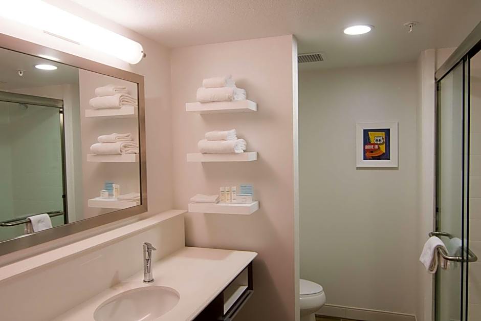 Hampton Inn By Hilton & Suites Tulsa Downtown, Ok