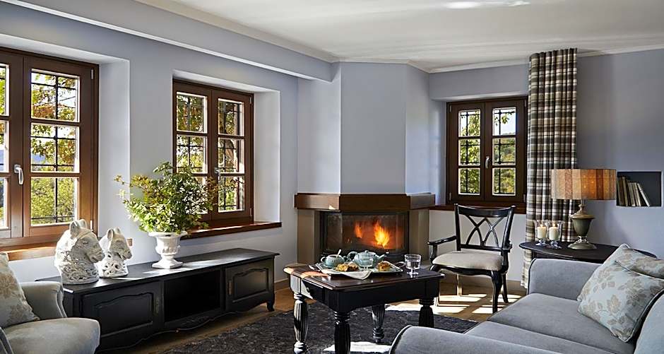 MounTrace Suites & SPA