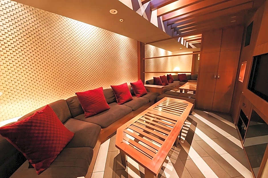 THE skM TOKYO  HOTEL & DINING