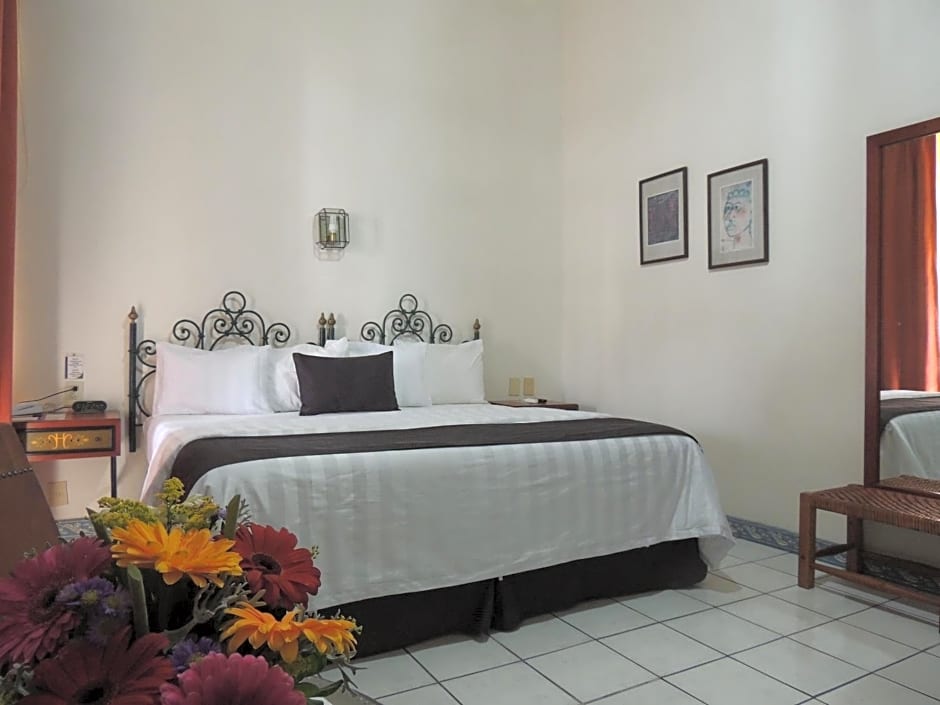 Hotel Concierge Plaza Colima