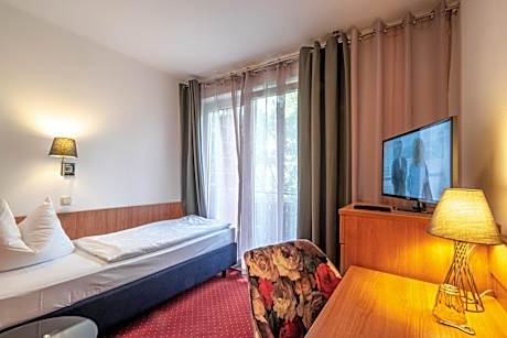 Budget Single Room