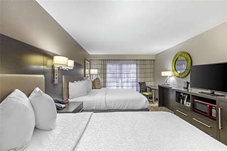 Queen Room with Two Queen Beds - Non-Smoking