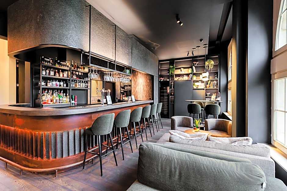 Terhills Hotel