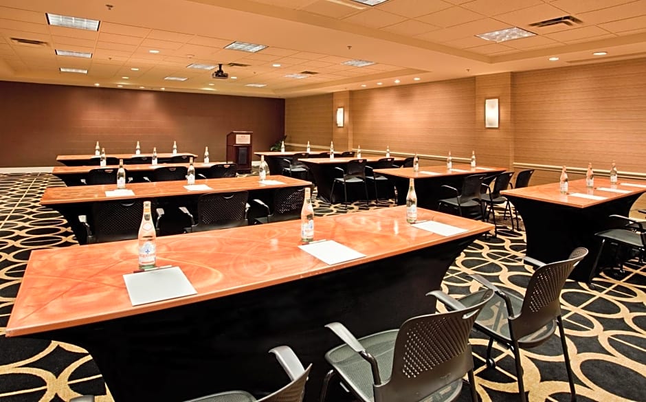 Crowne Plaza Hotel Kansas City Downtown By IHG
