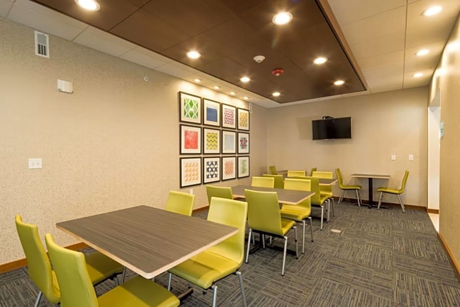 Holiday Inn Express And Suites Michigan City By IHG