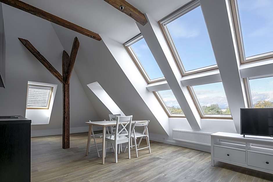 Pytloun Flat Hotel