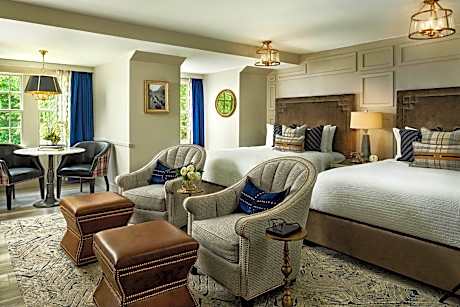 Deluxe Queen Room with Two Queen Beds