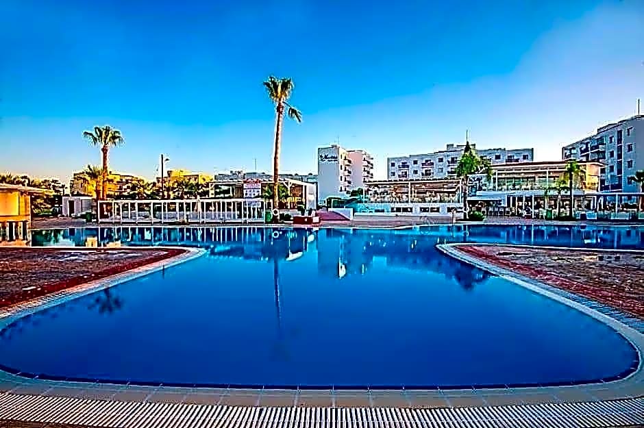 Marlita Beach Hotel Apartments