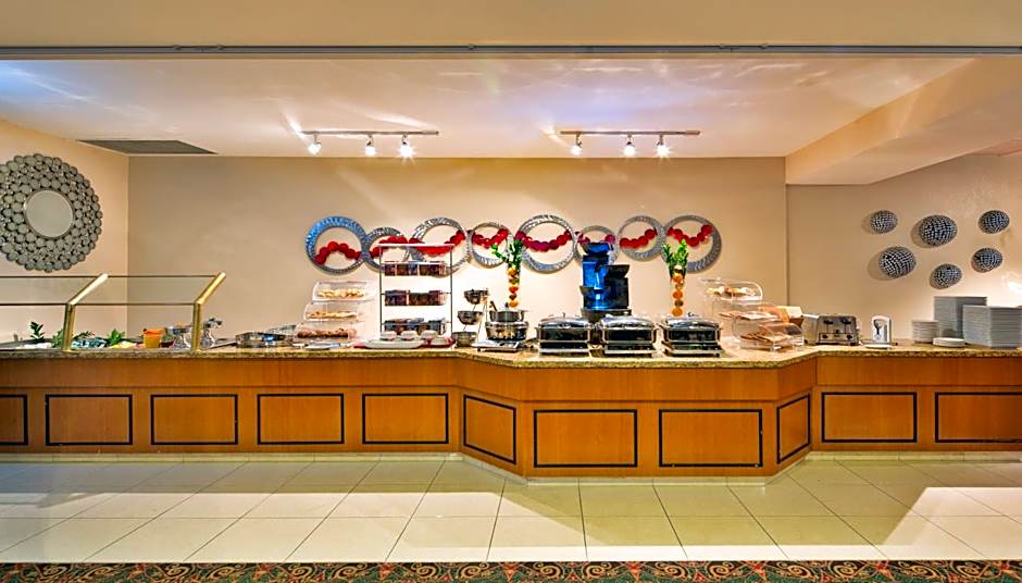 Holiday Inn Nashua, an IHG Hotel