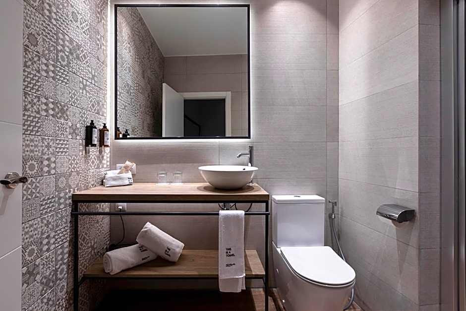 Petit Palace Plaza de la Reina