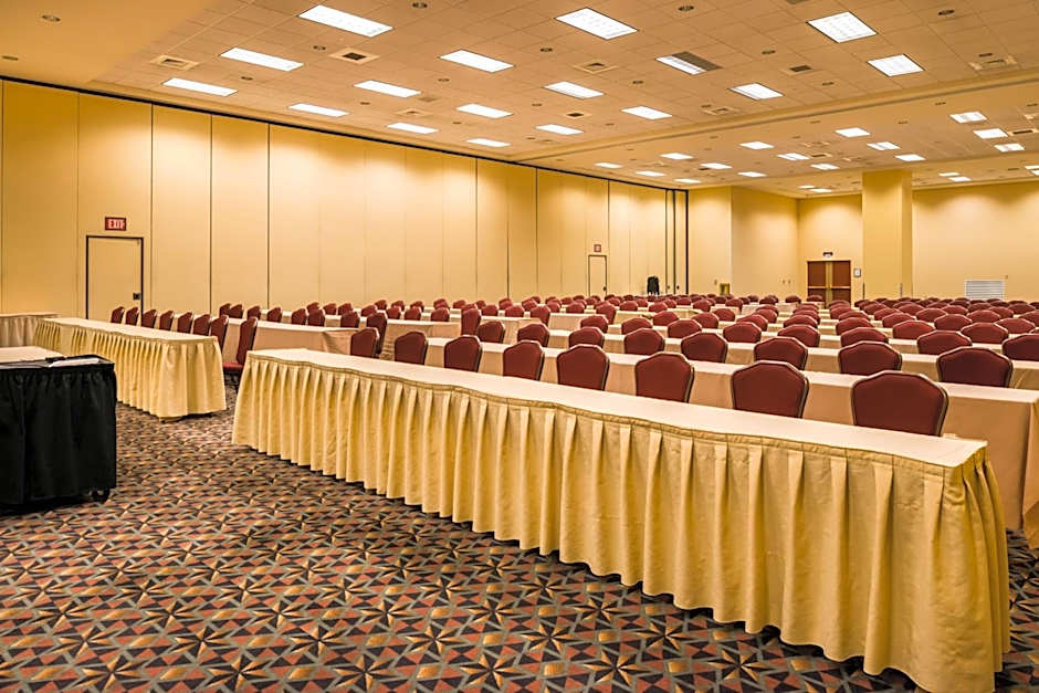 Crowne Plaza Hotel Springfield By IHG