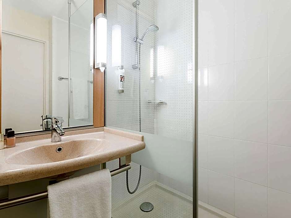 ibis Rennes Cesson