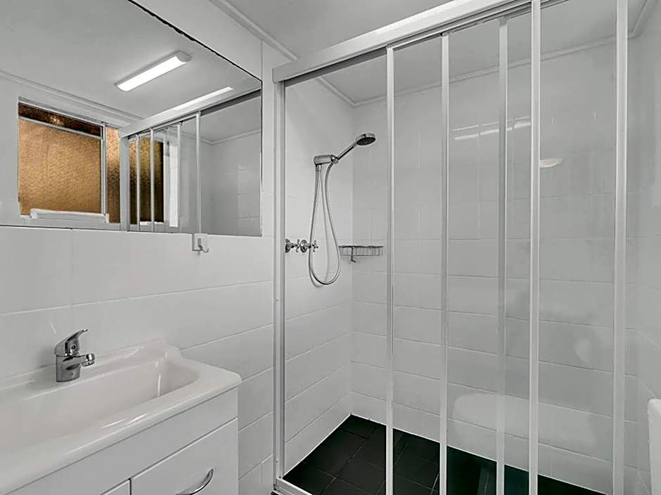 Tradewinds Apartments