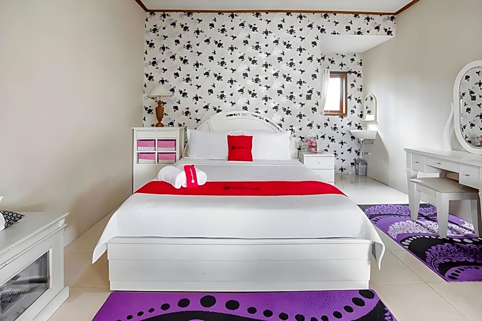 RedDoorz Plus @ Purwodadi