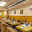 Aman Continental With Restaurant - 5Mins from Connaught Place ,Railway Station & Metro