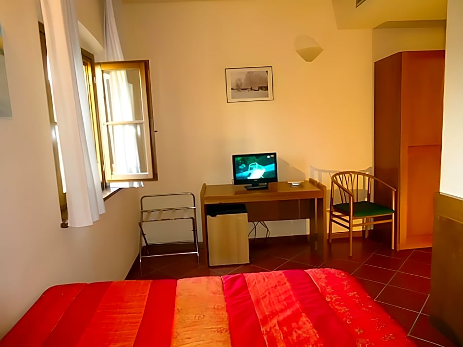 Hotel Il Molino Del Ponte
