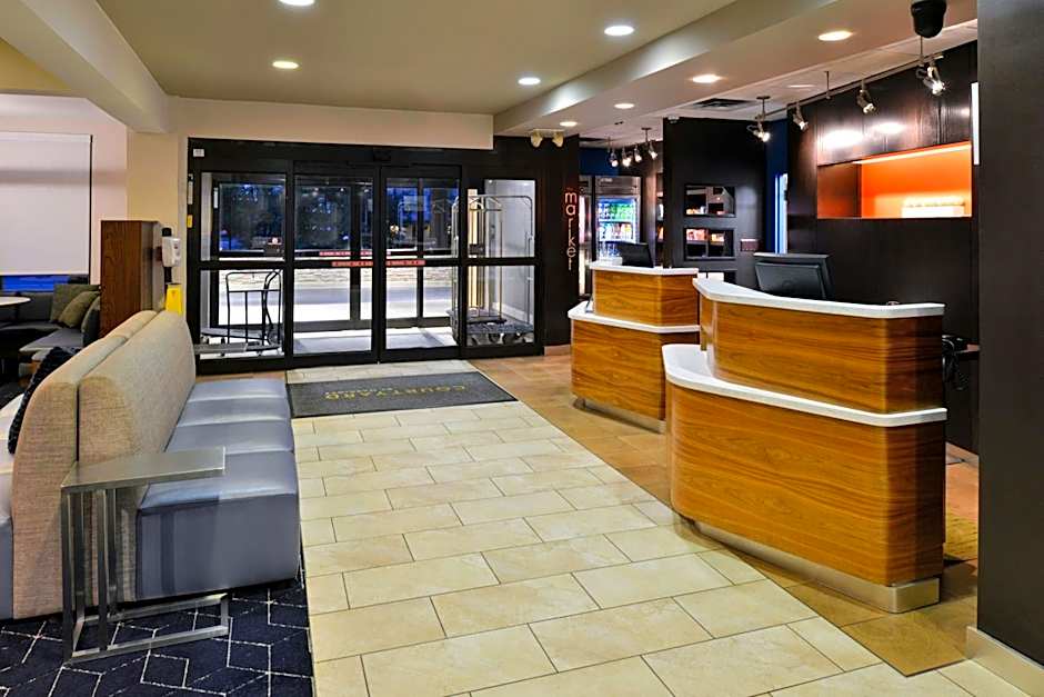 Courtyard by Marriott Detroit Utica