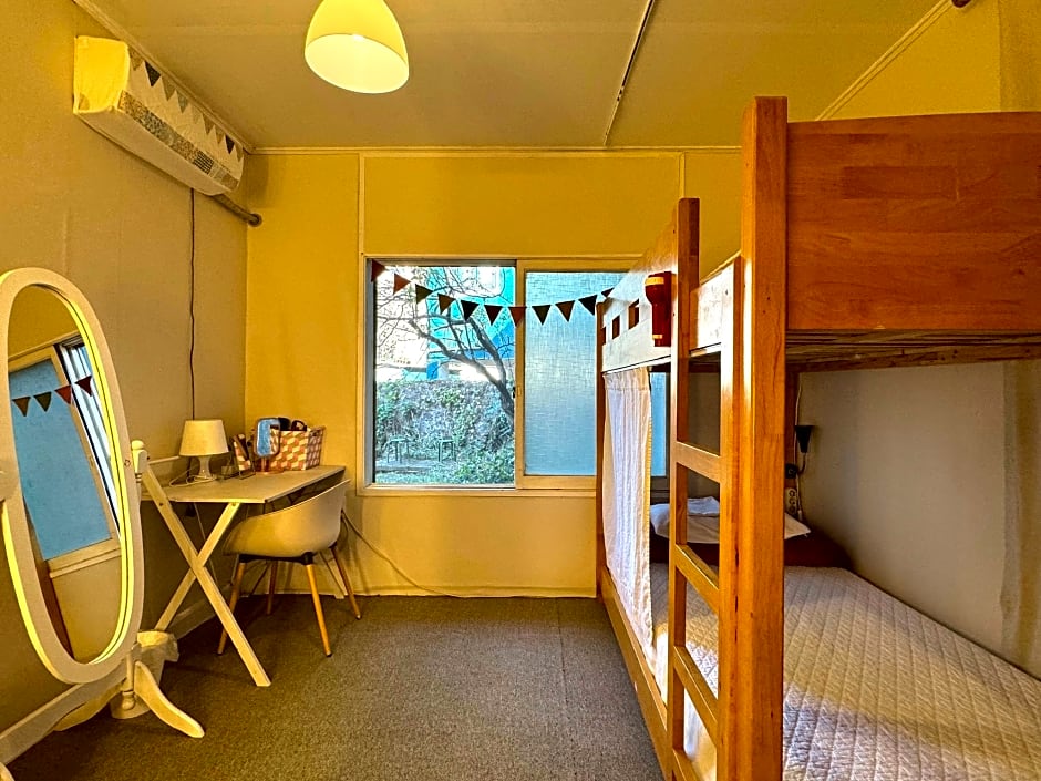 Greenday Guesthouse