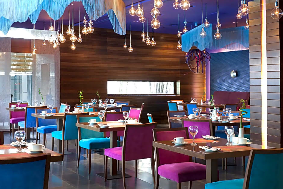 Trademark Collection By Wyndham Lazart