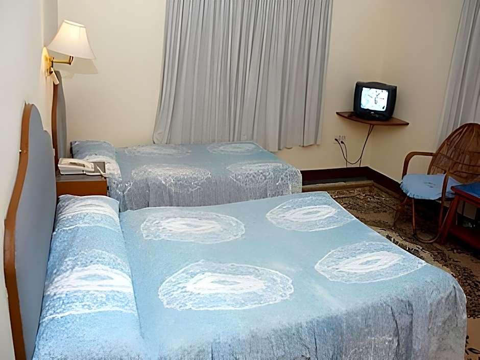 Fairmount Hotel
