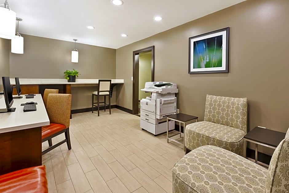 Staybridge Suites Detroit-Utica