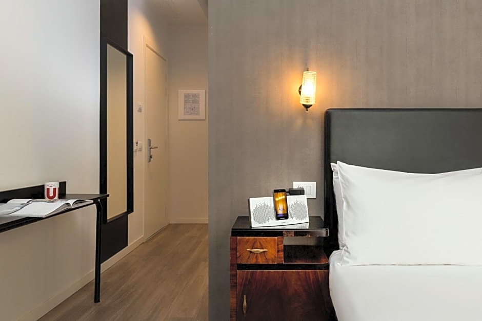 Up Hotel