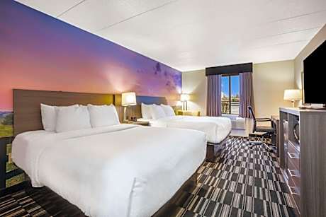 Queen Room with Two Queen Beds - Non-Smoking