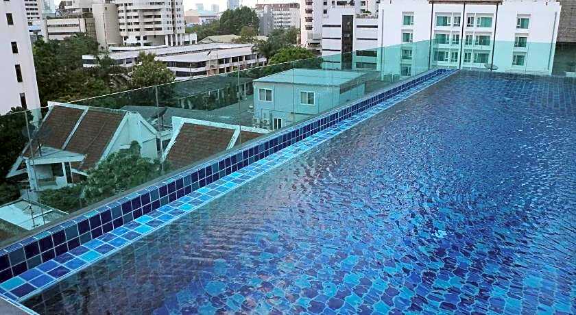 Avatar Residence Sukhumvit 7