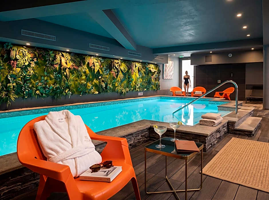 Hotel le Cinq Hyper - Centre
