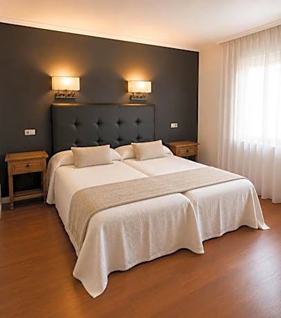 Superior Double or Twin Room with Terrace