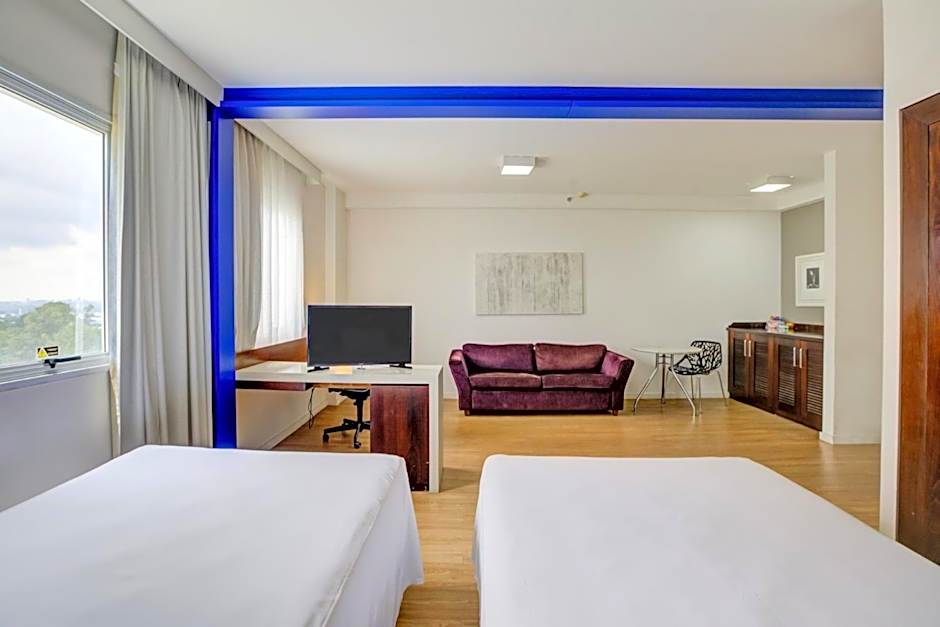 Quality Suites Alphaville