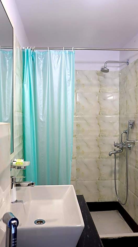 Executive Tower Hotel