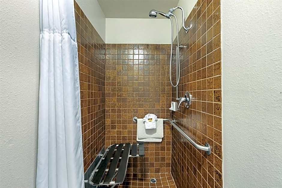 Best Western Plus Inn Of Hayward