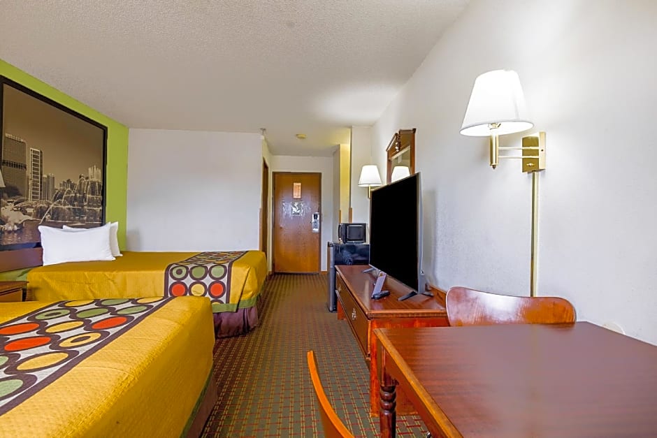 Photo 1 of 11 of Deluxe 2 Queen Beds