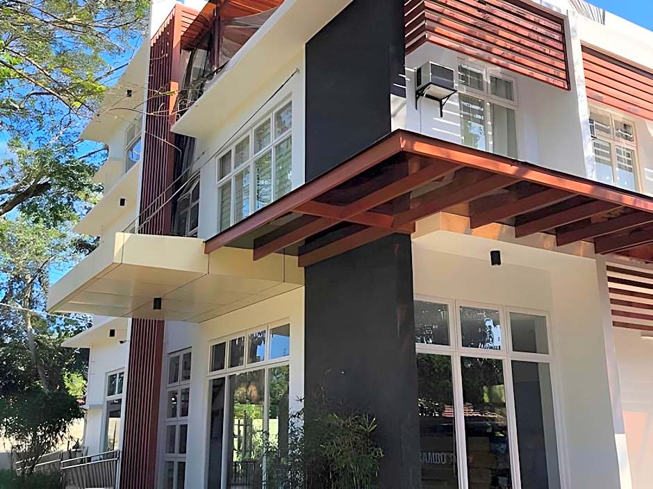 Bambu Suites Palawan