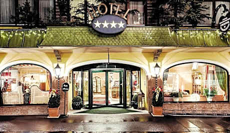 Hotel Schrofenstein