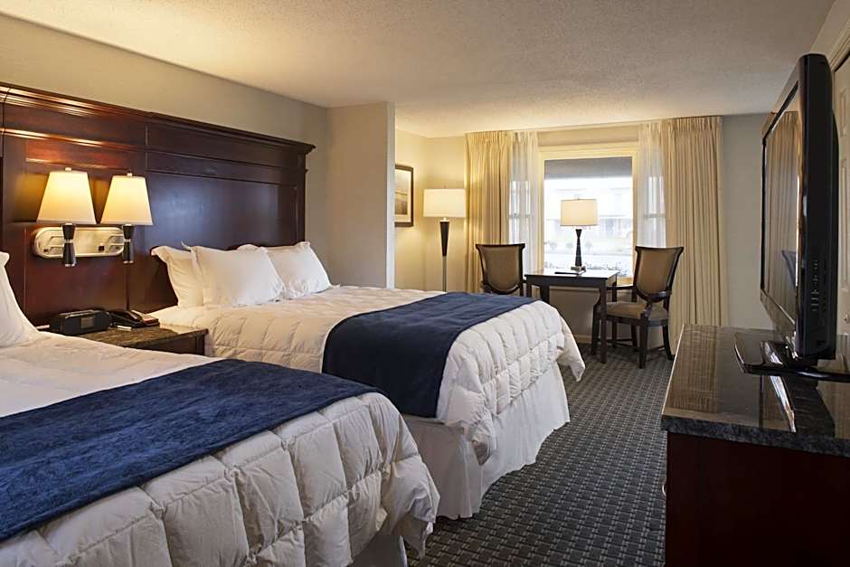 Ocean Mist Beach Hotel & Suites