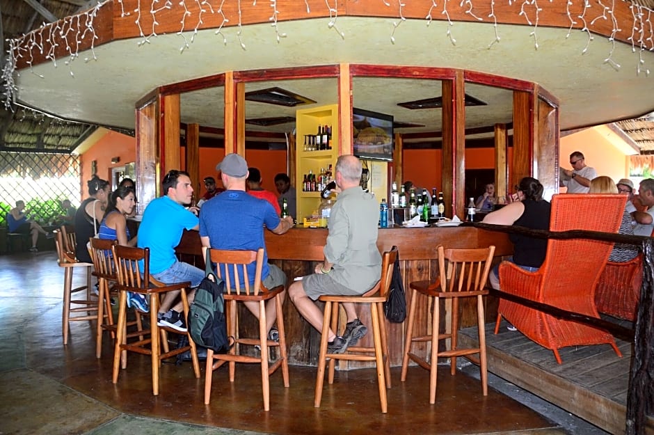 Lamanai Landings Hotel and Marina