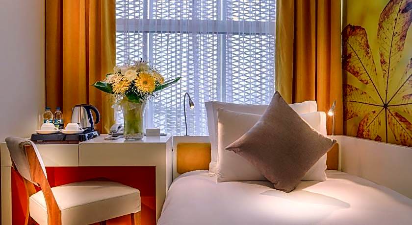 Tav Airport Hotel Izmir