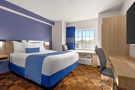 Queen Room - Disability Access/Non-Smoking