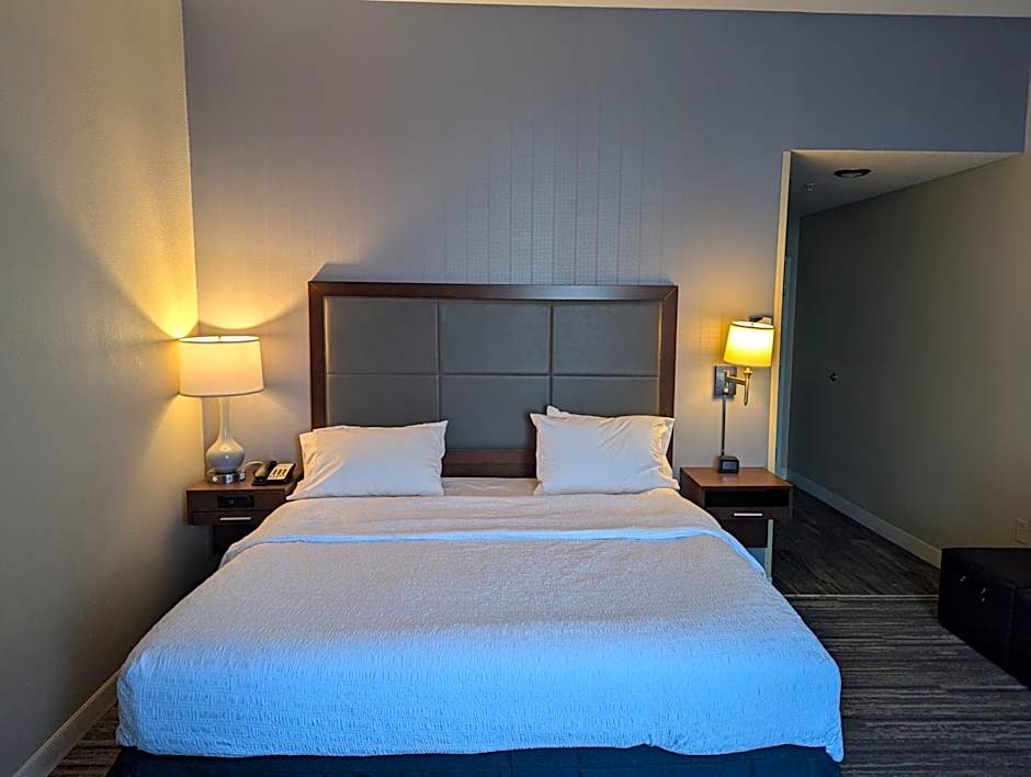 Hampton Inn By Hilton & Suites Cazenovia, NY