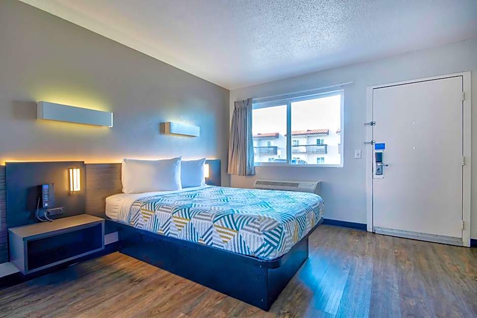 Motel 6 Santa Fe