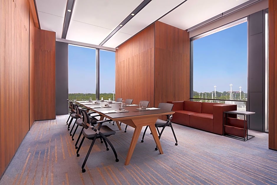 Four Points by Sheraton Tianjin National Convention and Exhibition Center 