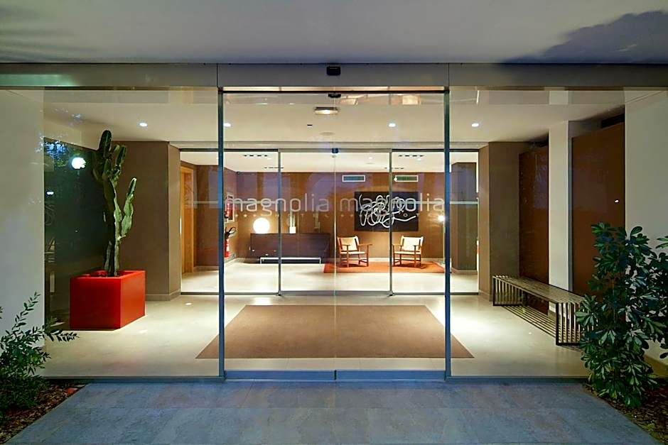 Magnolia Hotel - Adults Only