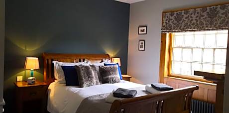 Deluxe Double Room with Shower