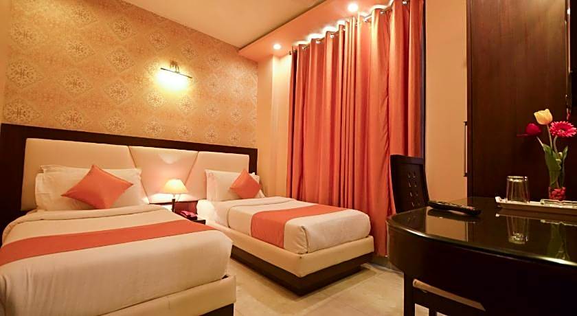 Hotel Central Residency