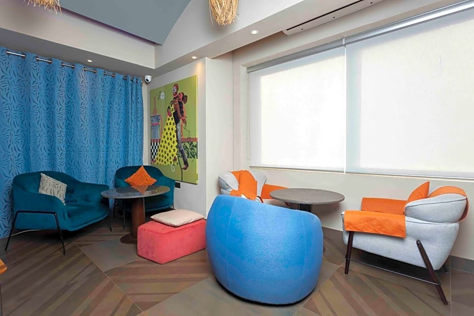 Roots Apartment Hotel