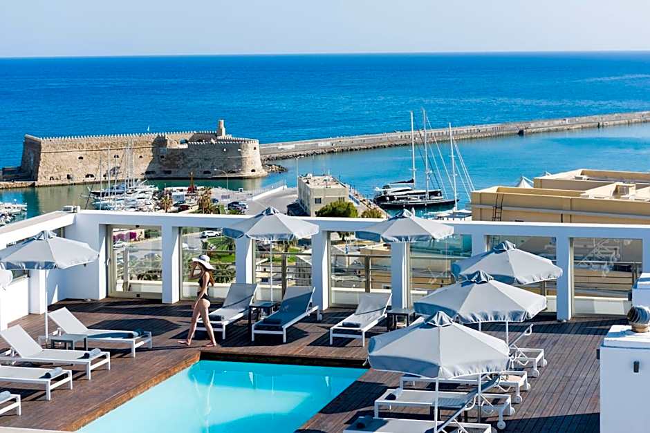 Aquila Atlantis Hotel