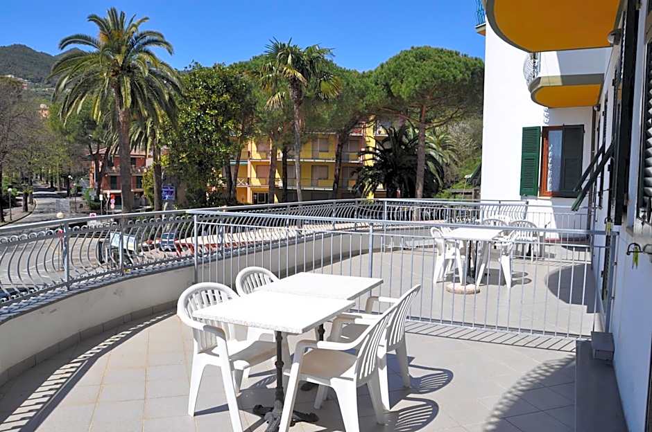 Hotel Residence Moneglia