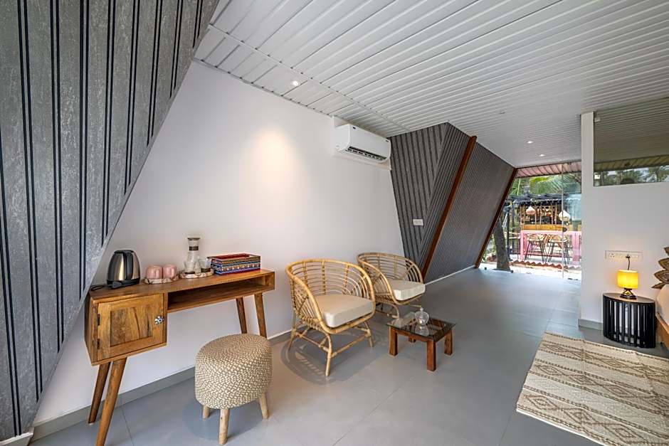 Photo 1 of 5 of Premium Spa, Partial Sea View